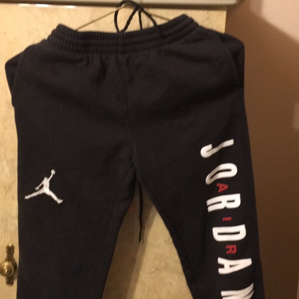 Use black air Jordan 10 12 sweat pants